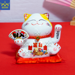 Mèo Thần Tài Tài Phú Từ Do